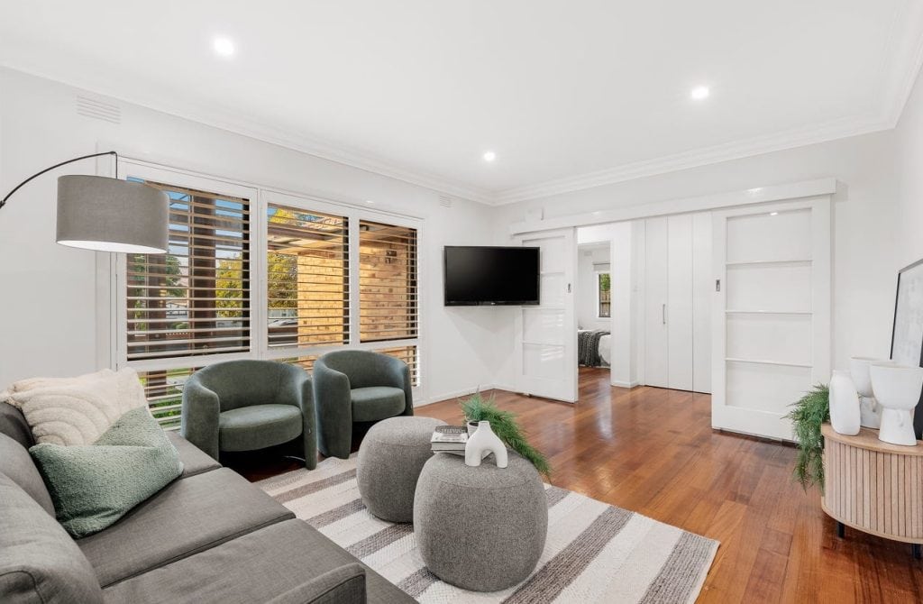 WhitePlantationShutters-Top-Spot-Blinds-Macleod-VIC-3085-Living-Area